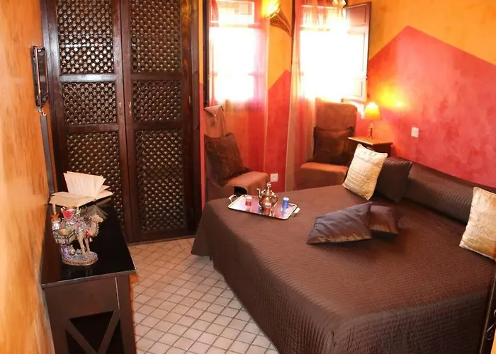 Merzouga, 8 Au Village Naturiste Couple Only Agde