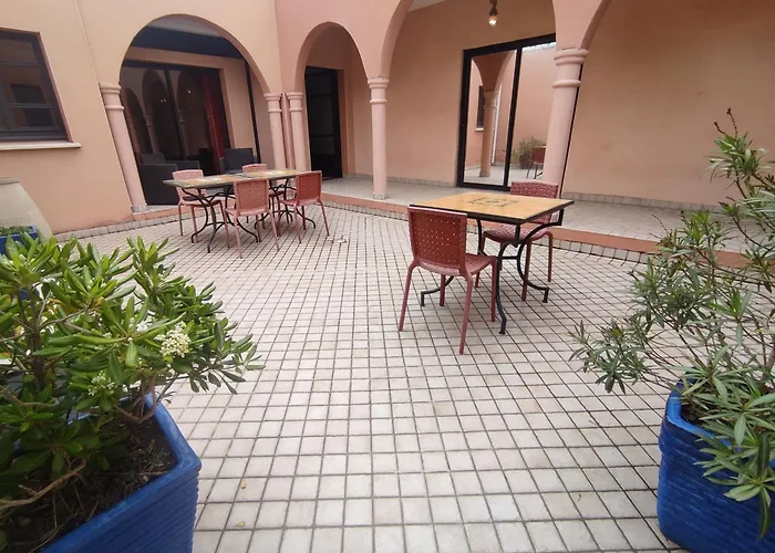 Riad Merzouga, 8 Au Village Naturiste Couple Only Agde