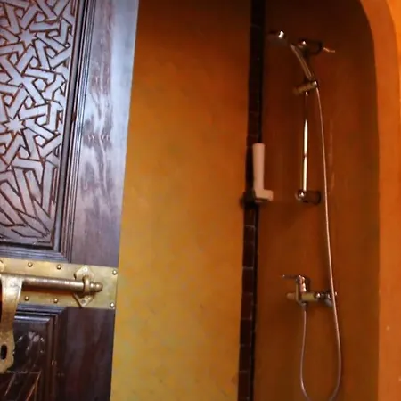Riad Merzouga, 8 Au Village Naturiste Couple Only 3*