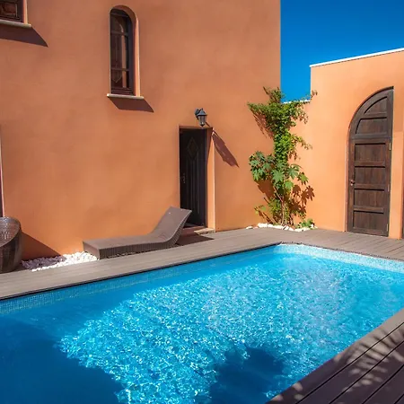 Merzouga, 8 Au Village Naturiste Couple Only Riad Agde